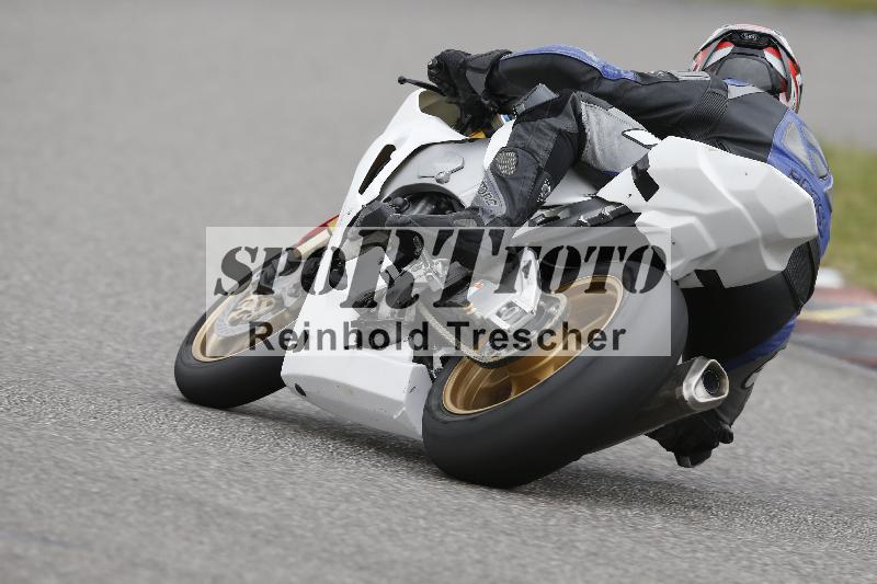 /Archiv-2024/13 22.04.2024 Plüss Moto Sport ADR/Freies Fahren/45